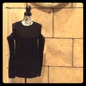 Knitted black cold shoulder sweater